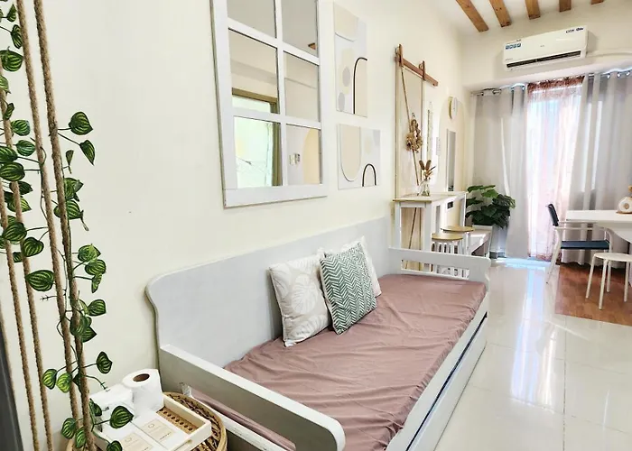 Boho Minimalst 1br Familysuite Fame T2 With Netflix